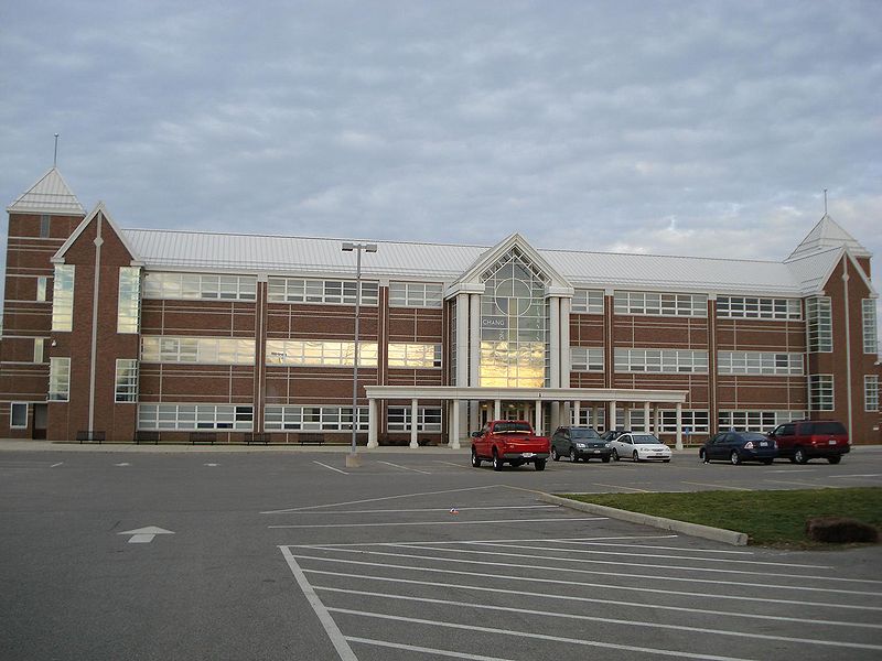 File:GHHS Main Building Front.jpg